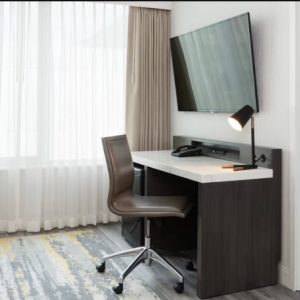 Delta Hotels Vancouver Downtown Suites