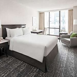 Chelsea- Standard 1 Queen Bed