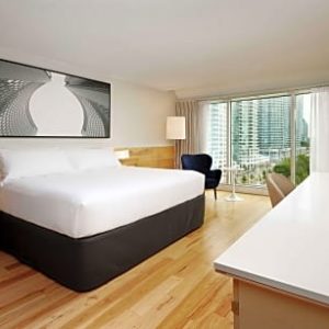 blu- Premium 1 King Bed, Lake View