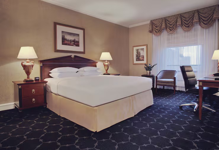 Drake Hotel- 1 King bed room