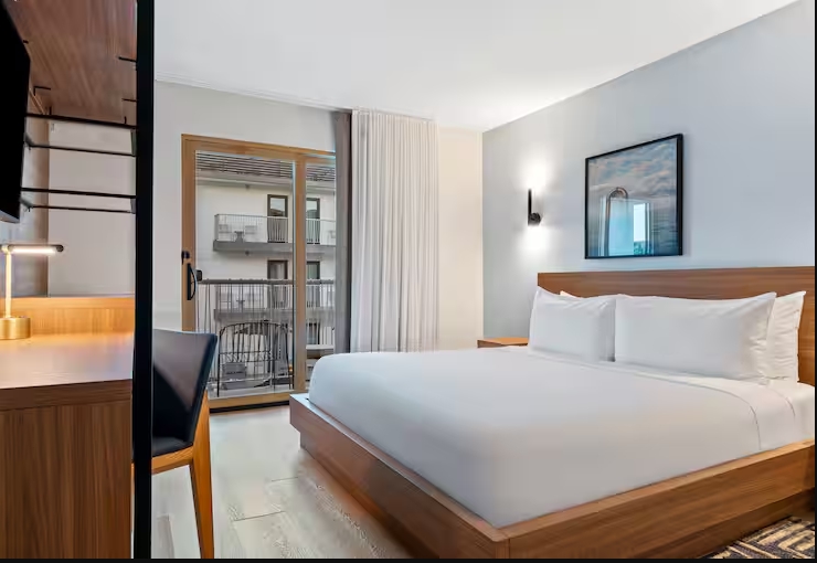 1 King Bed Premier Room Balcony-The Anthem Los Angeles Stadium District, Tapestry By Hilton