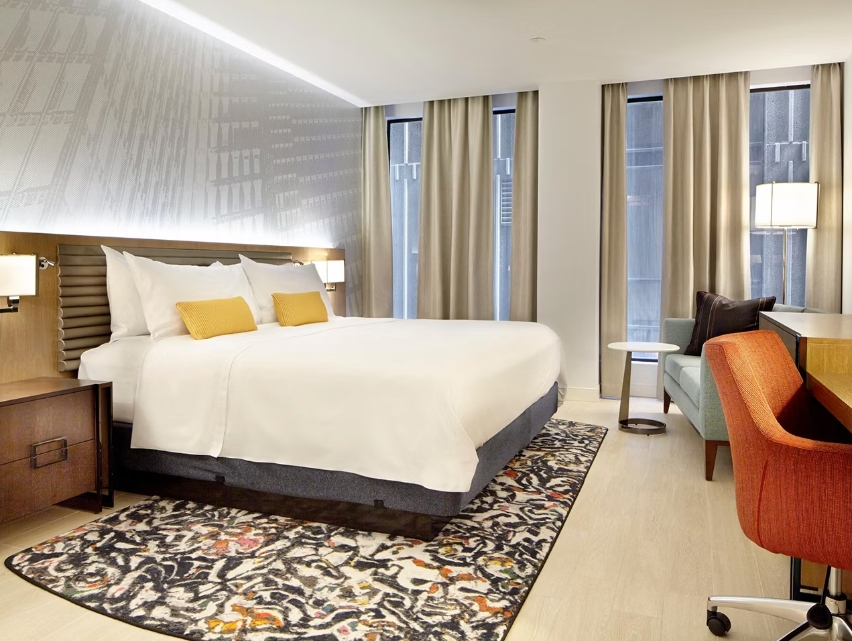 1 King Bed Standard-Hotel Indigo Atlanta Downtown