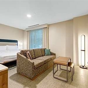 Studio 1 King Bed, Hearing Accessible