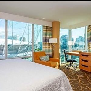 1 Bedroom 1 King Bed Suite, Hampton Inn & Suites, by Hilton