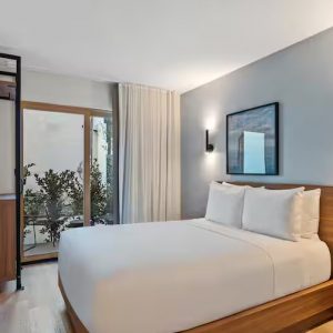 1 King Bed Studio Suite-324 Sq Feet- Balcony-The Anthem Los Angeles Stadium District, Tapestry By Hilton