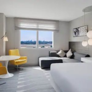 One King Bed-Hyatt Regency Los Angeles International Airport