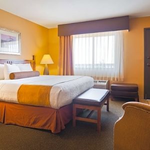 1 King Bed, Whirlpool, Balcony-Best Western Plus Suites Hotel