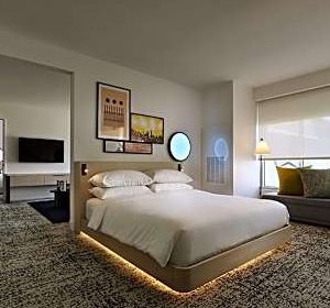 1 King Bed Suite-Reverb by Hard Rock Atlanta Downtown
